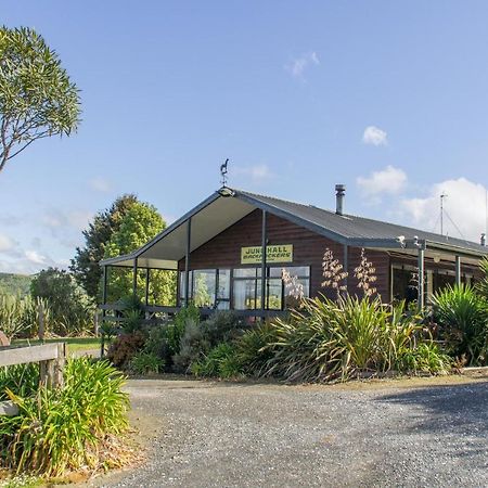 Junohall Backpackers Waitomo Caves Εξωτερικό φωτογραφία