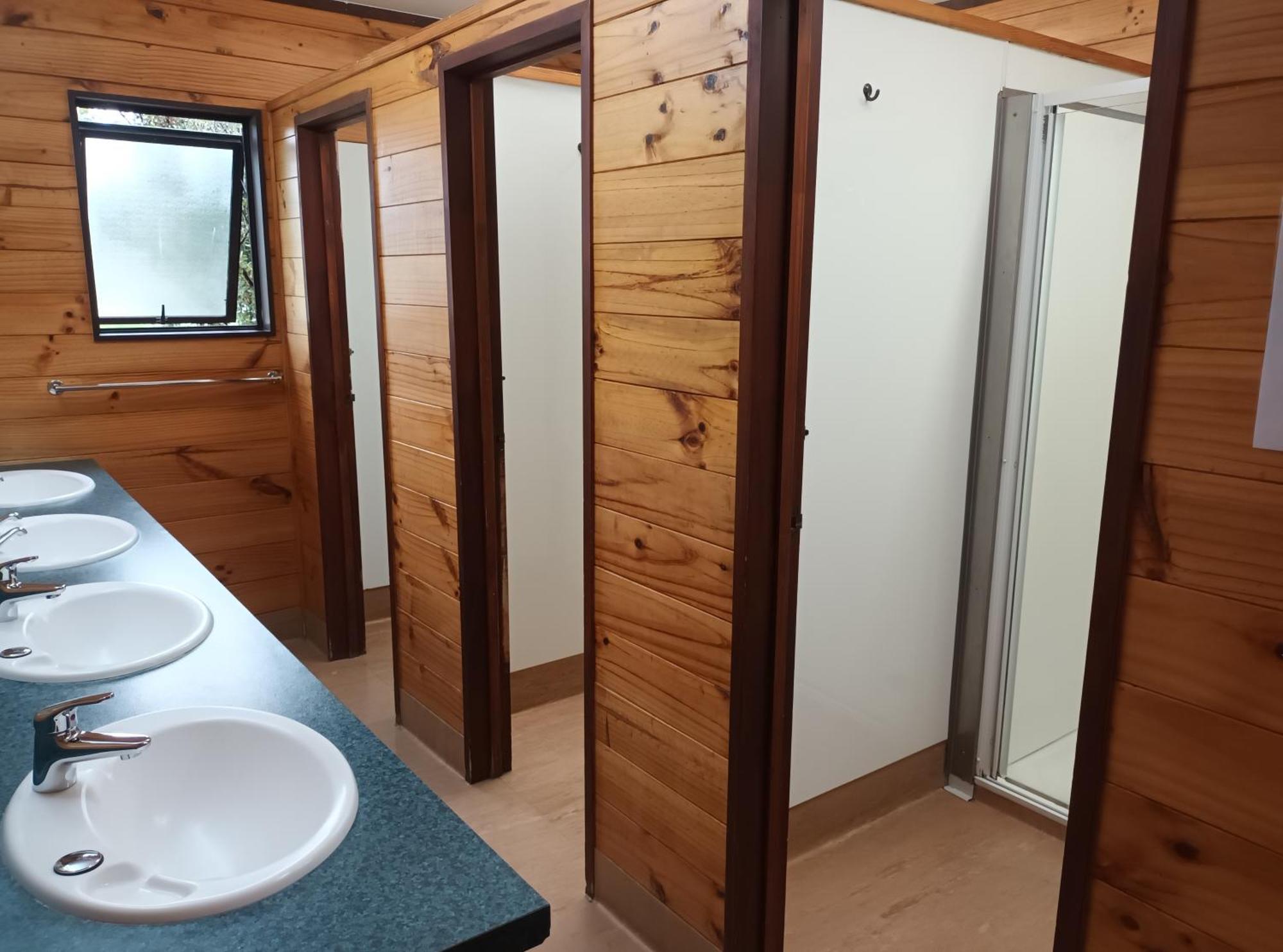 Junohall Backpackers Waitomo Caves Εξωτερικό φωτογραφία